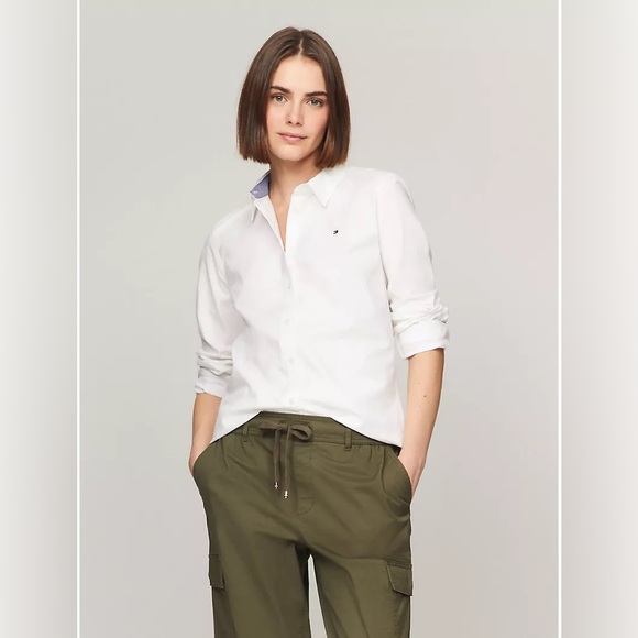 Tommy Hilfiger button down - Picture 1 of 3